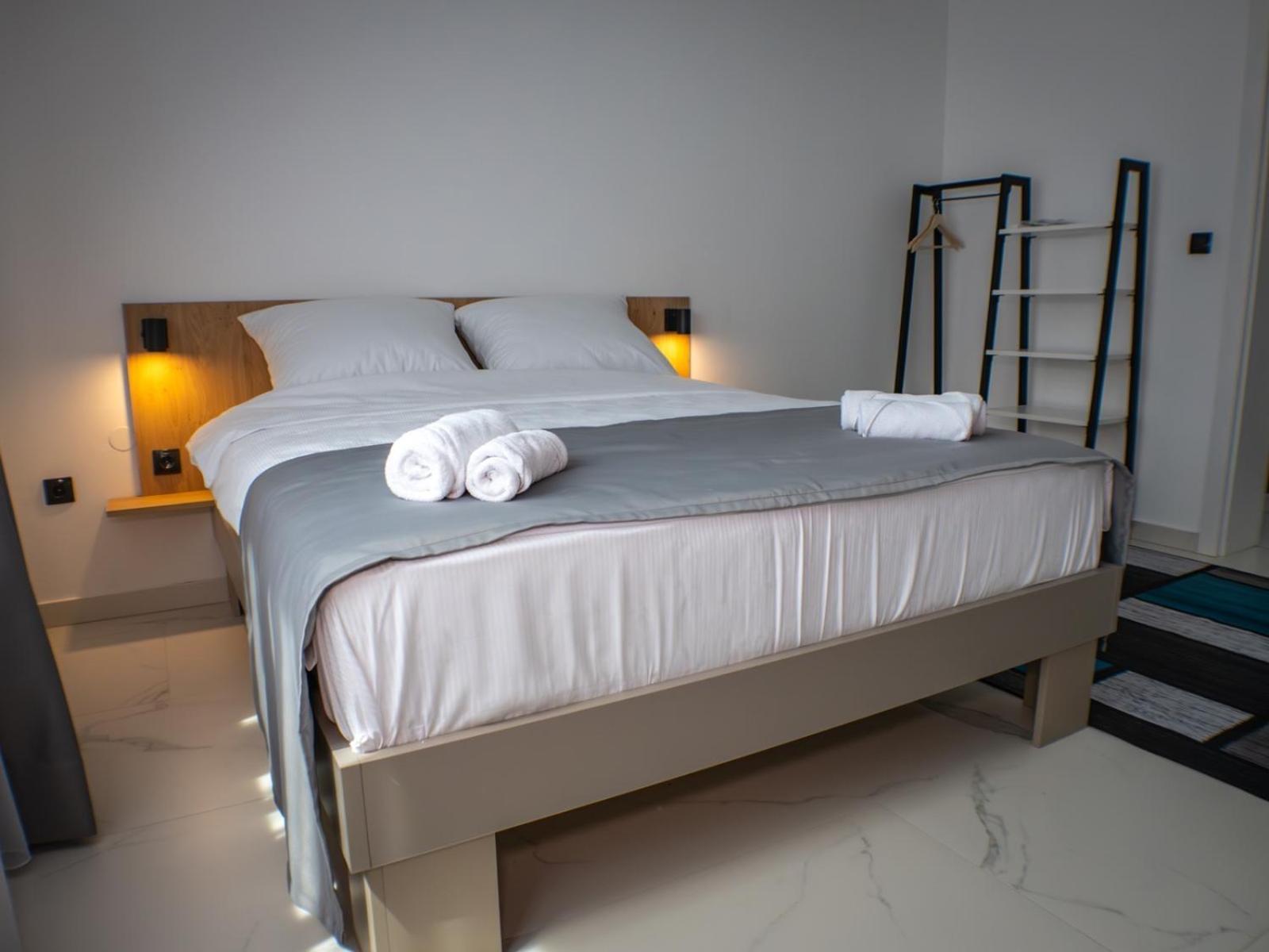 Sunny Corner Apartments Visoko Dış mekan fotoğraf