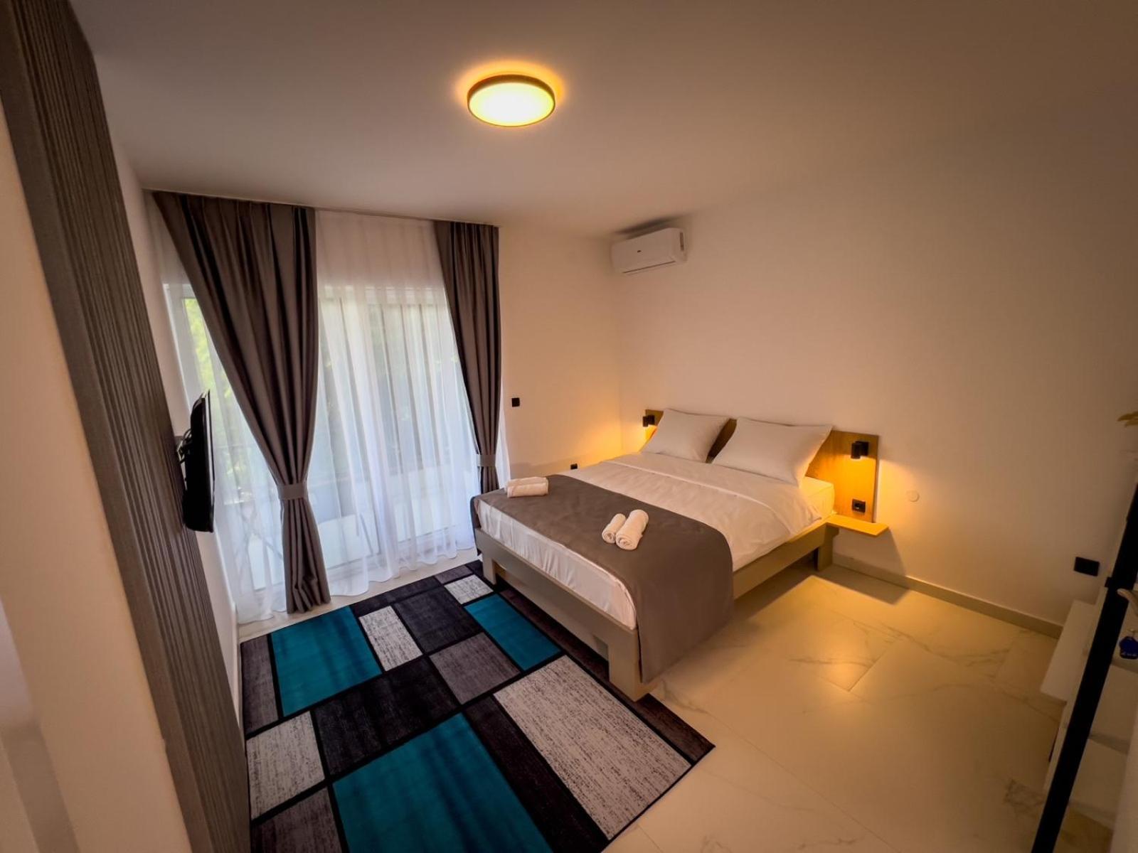 Sunny Corner Apartments Visoko Dış mekan fotoğraf