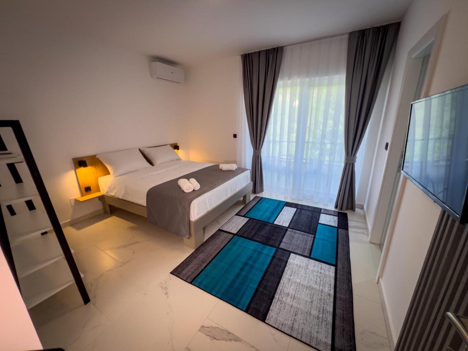 Sunny Corner Apartments Visoko Dış mekan fotoğraf