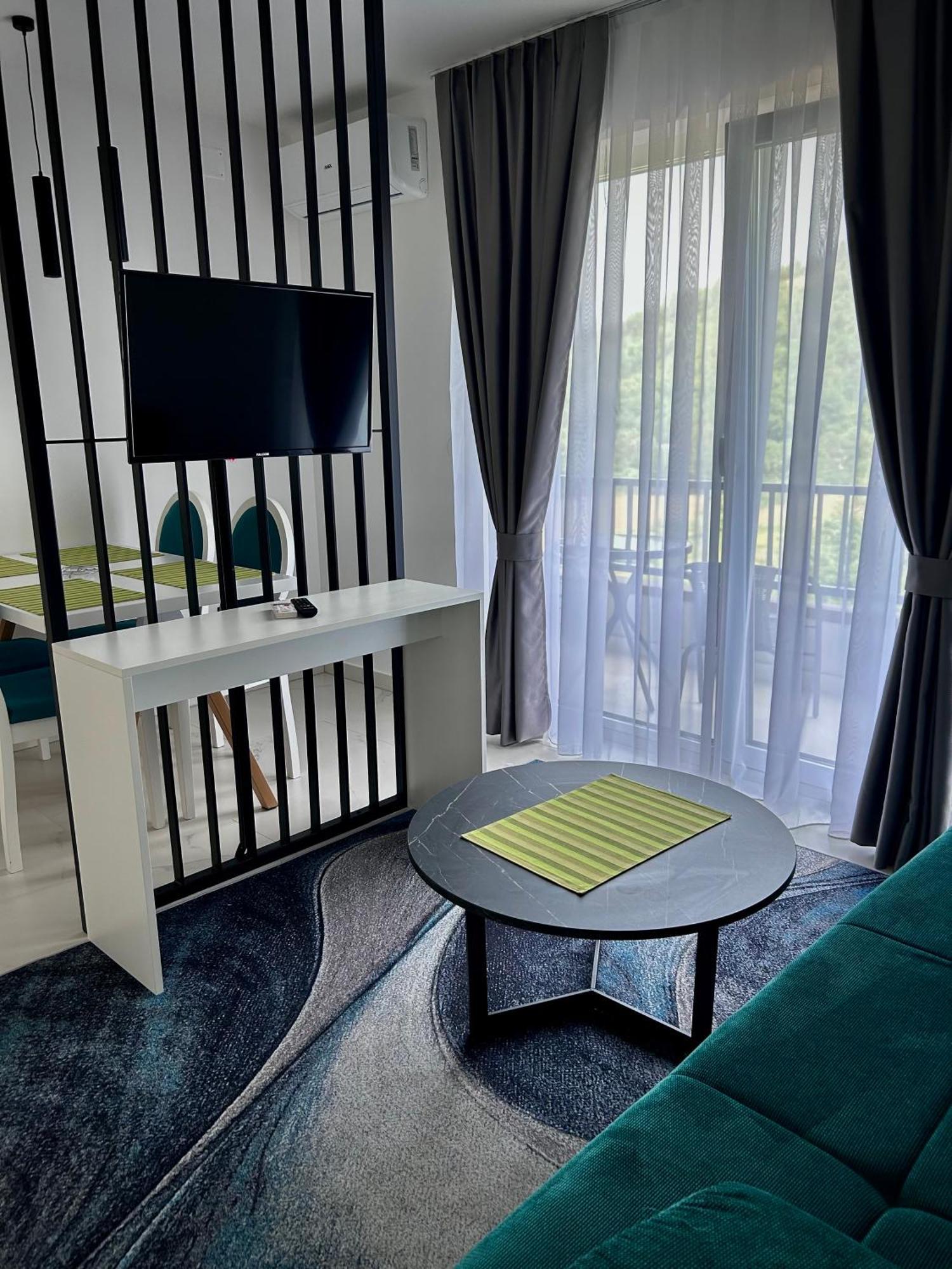 Sunny Corner Apartments Visoko Dış mekan fotoğraf